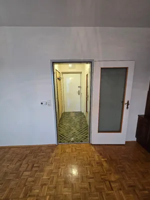 1-Zimmer-Wohnung mieten in Urfahr-Umgebung – 35 m², € 450 – Bild 4 von 9