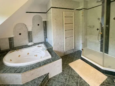 6-Zimmer-Immobilie kaufen in Wiener Neustadt Land – 330 m² – Bild 17 von 47