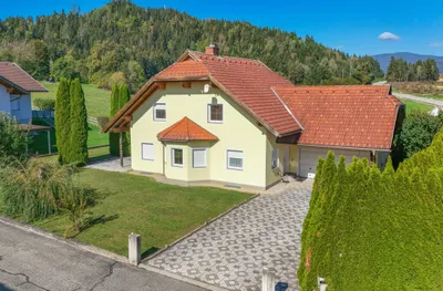 Haus kaufen in Feldkirchen – 200 m², € 545.000 – Bild 2 von 19