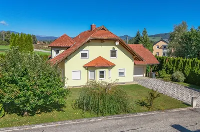 Haus kaufen in Feldkirchen – 200 m², € 545.000
