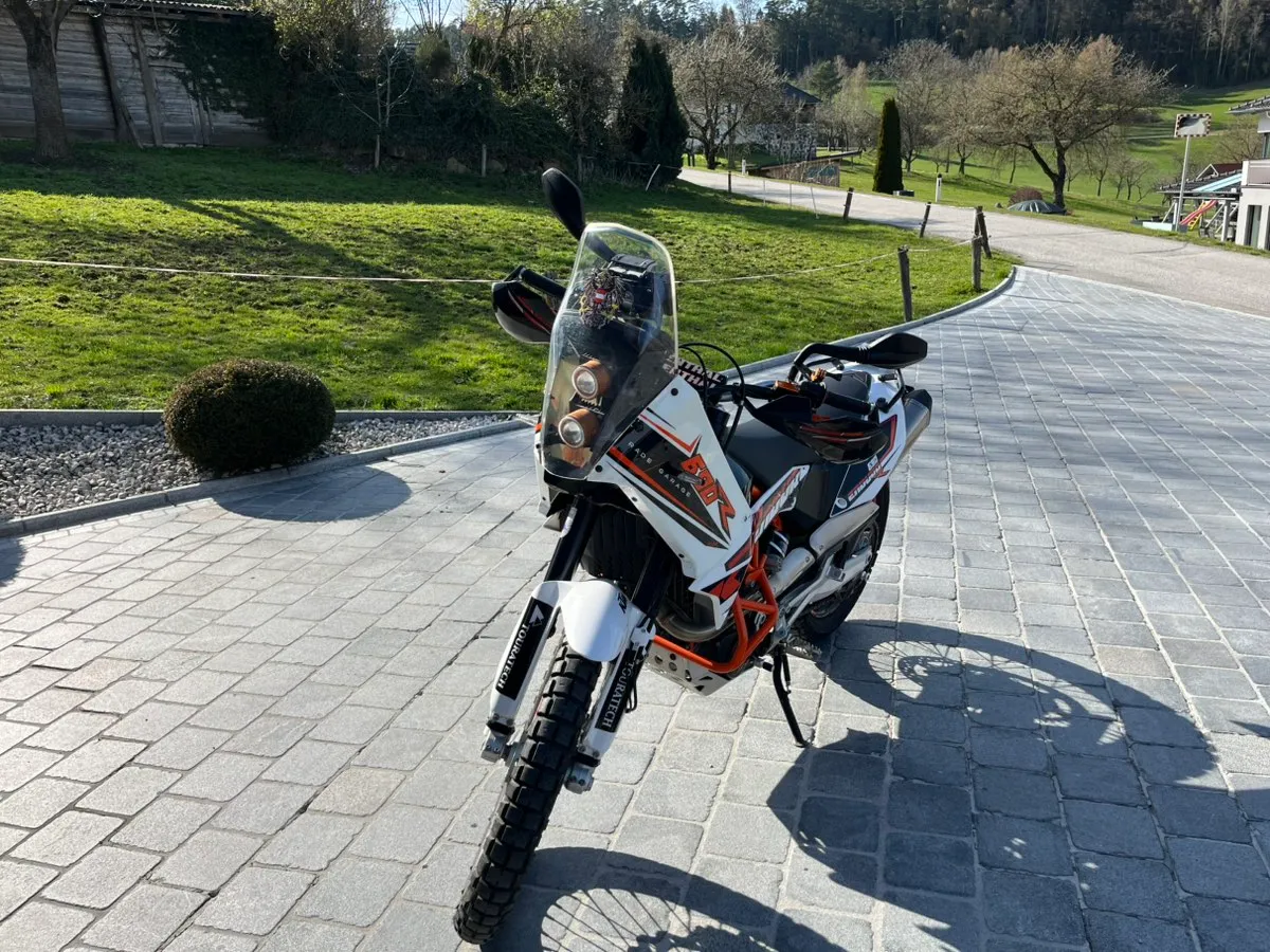 KTM 690