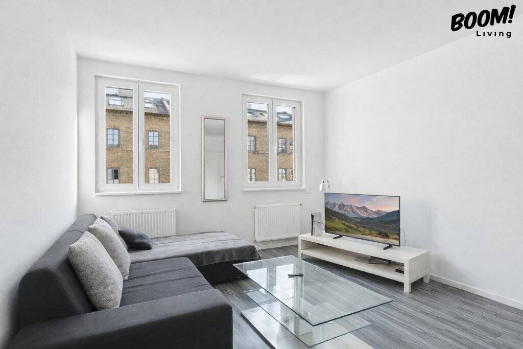 Einmalig, verrückt, unwiderstehlich - dein Navi nennt's "Umweg", wir nennen's "Ziel"., Wien