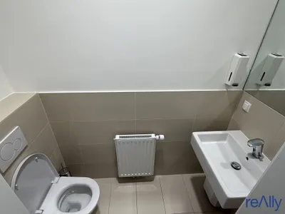 17-Zimmer-Gewerbeimmobilie mieten in Wien – 570 m², € 14.078 – Bild 17 von 23