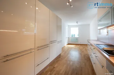 TRAUMAUSSICHT AUF DEN ANNINGER - 4 ZIMMERWOHNUNG MIT GROSSER TERRASSE UND WINTERGARTEN + 2 GARAGENPLÄTZE – Bild 3