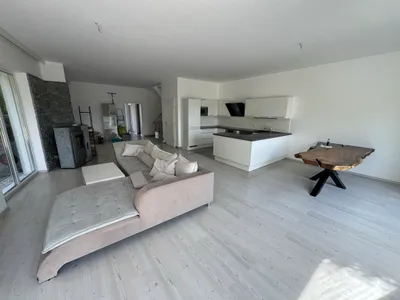 4-Zimmer-Gewerbeimmobilie mieten in Baden – 175 m², € 2.100 – Bild 12 von 28