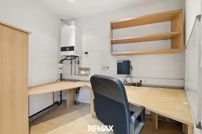 Gewerbeimmobilie mieten in Hollabrunn – 441 m², € 3.200 – Bild 14 von 16