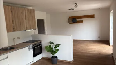 5-Zimmer-Gewerbeimmobilie mieten in Gmunden – 160 m², € 2.000