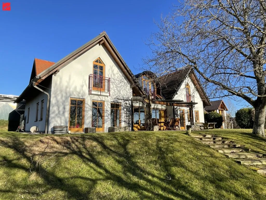 ANLAGE: Stilvolle Luxusvilla mit Weitblick – pohled 3