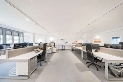10-Zimmer-Gewerbeimmobilie mieten in Wien – 697 m², € 13.945 – Bild 7 von 23