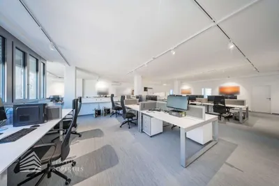 10-Zimmer-Gewerbeimmobilie mieten in Wien – 697 m², € 13.945 – Bild 8 von 23