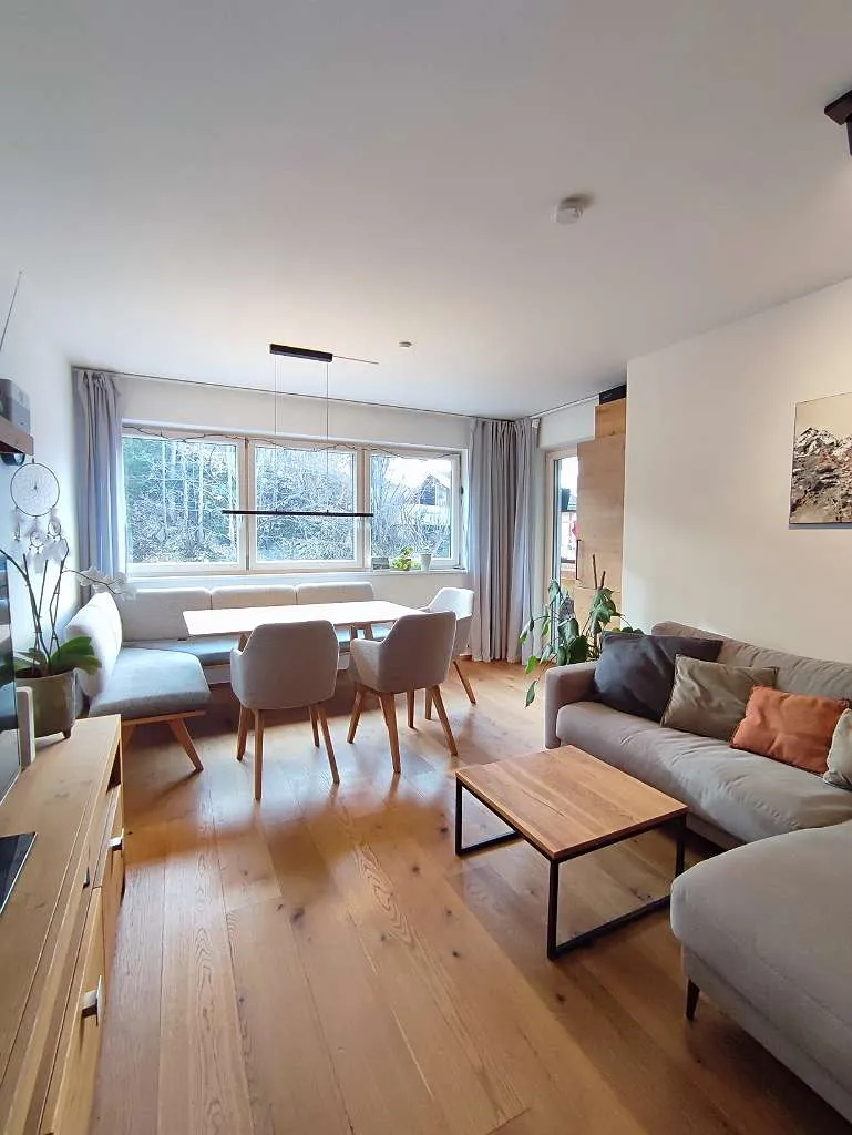 Hochwertige Wohnung mitten im Dorfzentrum von Kirchberg – pohled 2