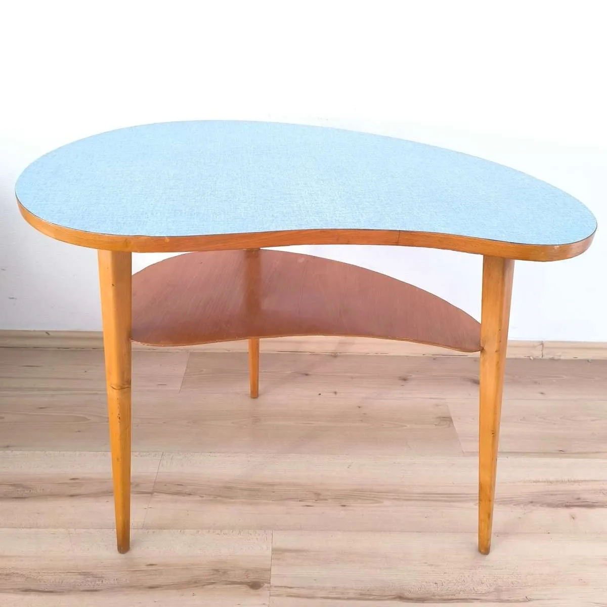 SELTENER midcentury 'Nierentisch' / Couchtisch, Tschechoslowakei, 50er, € 249,- (90045 Malinovo)