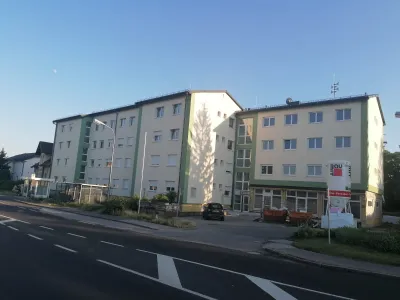 4-Zimmer-Wohnung mieten in Baden – 90 m², € 932 – Bild 1 von 10