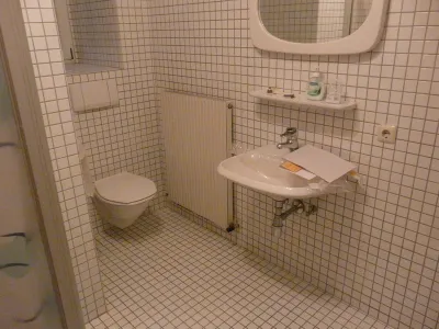 2-Zimmer-Wohnung mieten in Linz – 39 m², € 595 – Bild 4 von 4