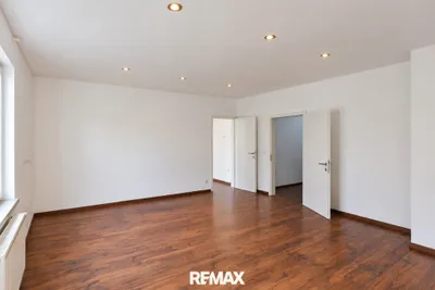 Gewerbeimmobilie kaufen in Neunkirchen – 238 m², € 649.000 – Bild 24 von 62