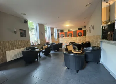 4-Zimmer-Gewerbeimmobilie mieten in Wien – 185 m², € 2.500 – Bild 3 von 10