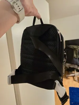 ATEEZ - OFFICIAL LIGHTINY SLING BAG l KPOP, € 30,- (6850 Dornbirn