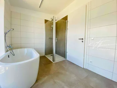 4-Zimmer-Wohnung mieten in Gmunden – 100,26 m², € 1.850 – Bild 14 von 17