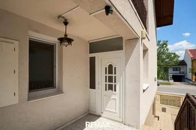 8-Zimmer-Haus kaufen in Neusiedl am See – 218 m², € 454.000 – Bild 18 von 24