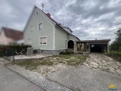 Haus kaufen in Linz Land – 106 m², € 350.000