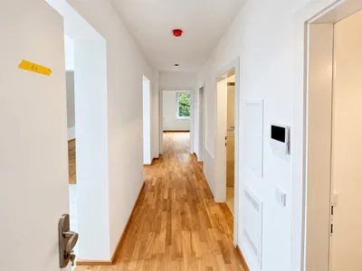 2-Zimmer-Wohnung mieten in Baden – 60 m², € 891 – Bild 2 von 11