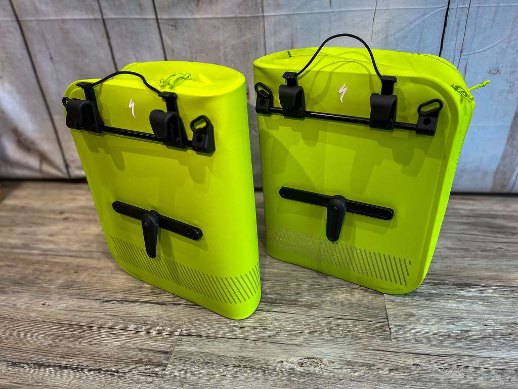 SPECIALIZED Tailwind Pannier Packtaschen SET Aktion - 50% von UVP, € 150,-  (5431 Kuchl) - willhaben