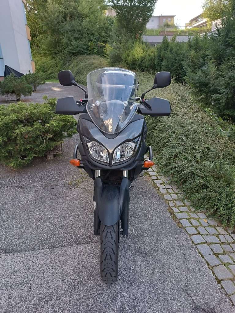 Suzuki V-Strom DL650A Tourer