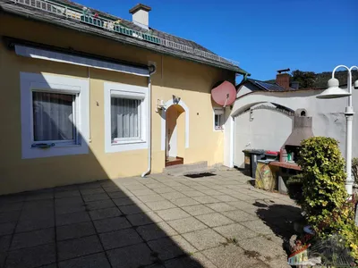 13-Zimmer-Gewerbeimmobilie kaufen in Wiener Neustadt Land – 364 m², € 548.000