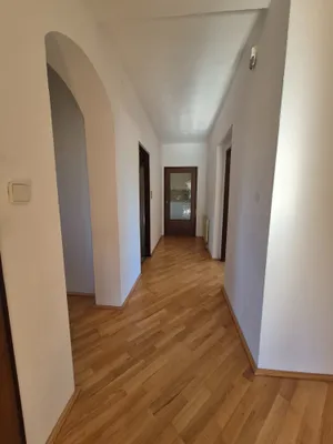 3-Zimmer-Wohnung mieten in Grieskirchen – 93 m², € 1.000 – Bild 15 von 33