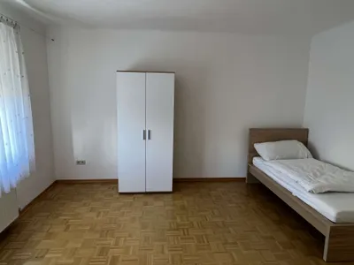 1-Zimmer-Wohnung mieten in Vöcklabruck – 19 m², € 499 – Bild 17 von 19