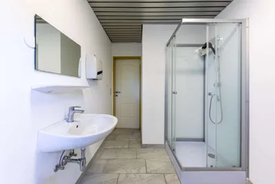 1-Zimmer-Wohnung mieten in Vöcklabruck – 19 m², € 499 – Bild 8 von 19