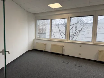 4-Zimmer-Gewerbeimmobilie mieten in Linz – 109 m², € 963 – Bild 6 von 16