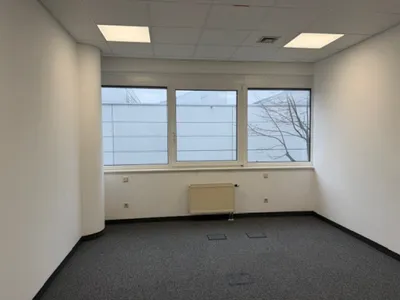 4-Zimmer-Gewerbeimmobilie mieten in Linz – 109 m², € 963 – Bild 8 von 16
