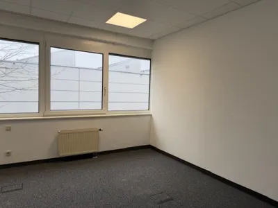 4-Zimmer-Gewerbeimmobilie mieten in Linz – 109 m², € 963 – Bild 7 von 16