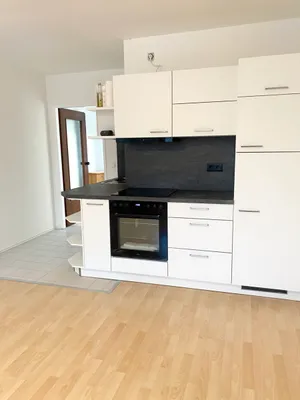 Single-/ Pärchenwohnung! Frisch renovierter Erstbezug in 1090 nahe der U6