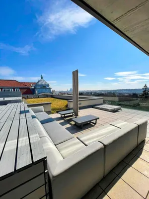 Luxuriös komplett möbliertes Penthouse mit Blick auf Schloss Schönbrunn und Hotelservice – Bild 2