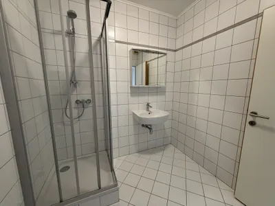 1-Zimmer-Wohnung mieten in Baden – 37,44 m², € 558 – Bild 5 von 6