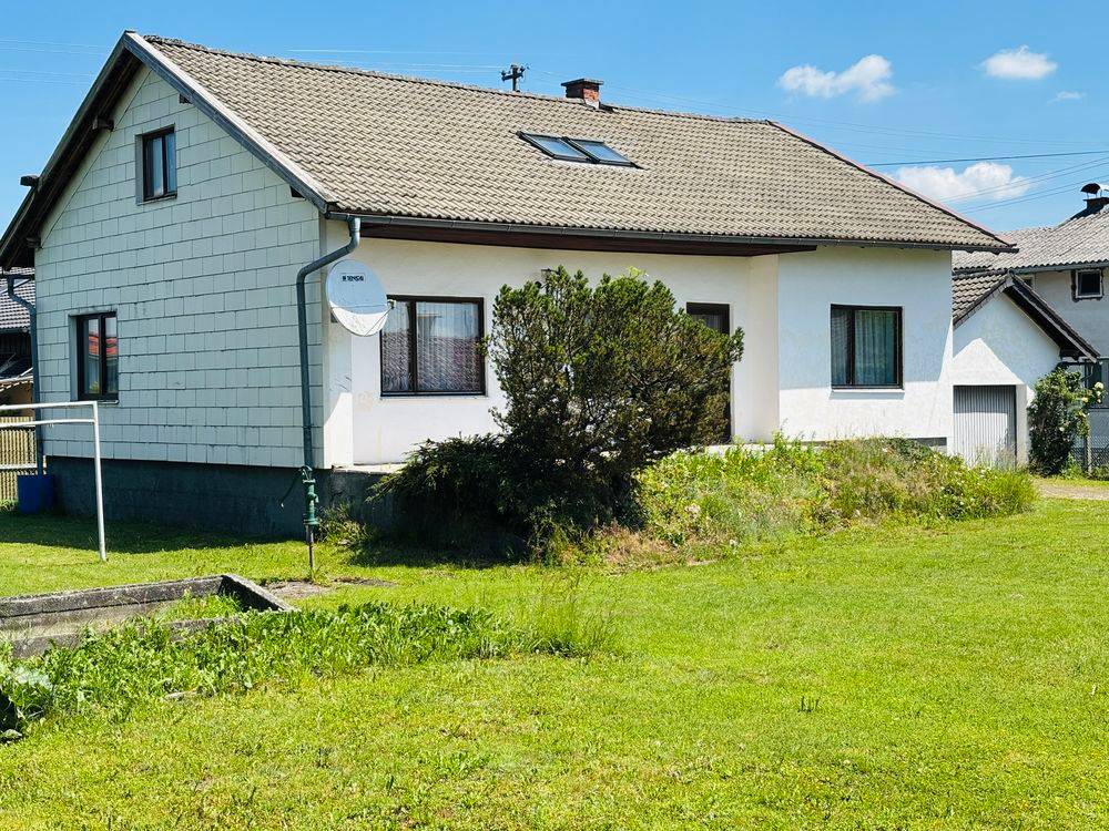 Rohdiamant mit Sonnigen Garten, Mattighofen