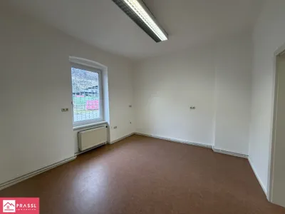 5-Zimmer-Gewerbeimmobilie mieten in Bruck-Mürzzuschlag – 132 m², € 998 – Bild 7 von 11