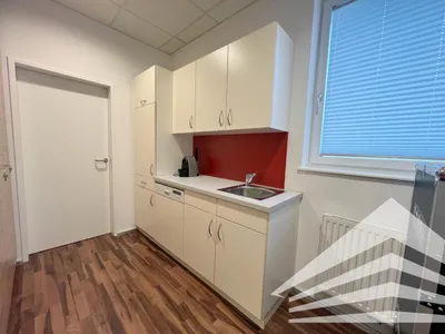 3-Zimmer-Gewerbeimmobilie mieten in Linz – 81 m², € 1.510 – Bild 7 von 8