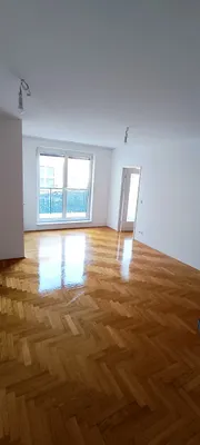 2-Zimmer-Wohnung mieten in Baden – 49 m², € 848