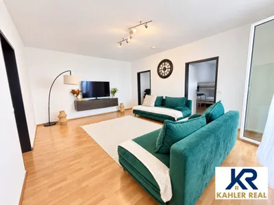 Weitblick über St. Pölten - helle Wohnung mit 2 Loggien, photo 1