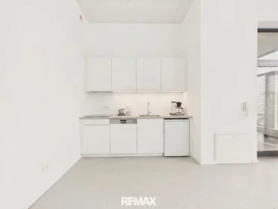 Gewerbeimmobilie mieten in Bruck an der Leitha – 77 m², € 695 – Bild 6 von 14