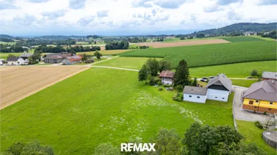 Grundstück kaufen in Vöcklabruck – 1 728 m², € 149.000 – Bild 1 von 11