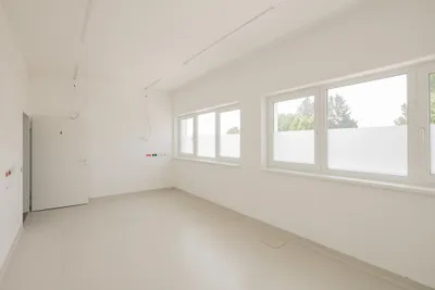 5-Zimmer-Gewerbeimmobilie mieten in Amstetten – 256 m², € 3.059 – Bild 13 von 15