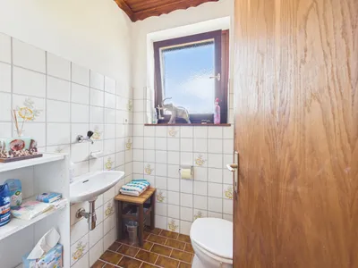 10-Zimmer-Gewerbeimmobilie kaufen in Klagenfurt Land – 253 m², € 395.000 – Bild 11 von 19
