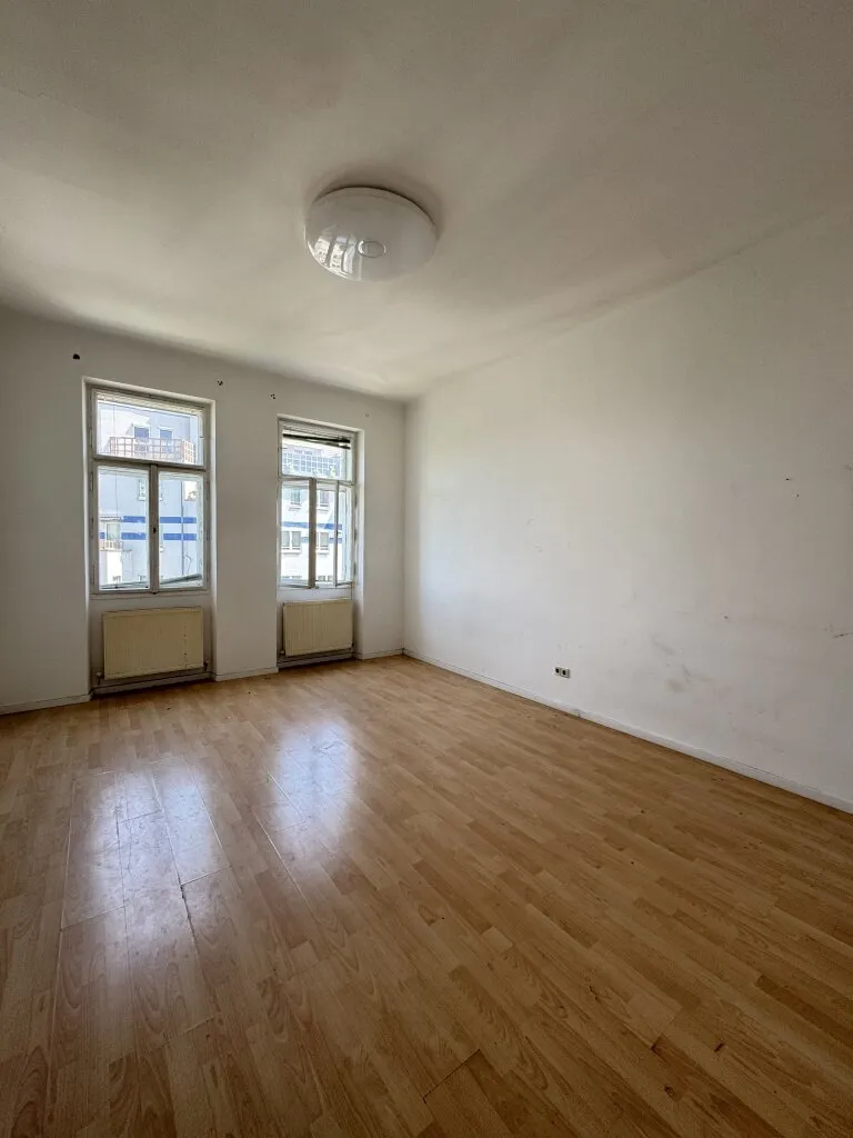 Altbau Juwel mit Potenzial - Ruhige Lage trifft historischen Charme - Ansicht 2