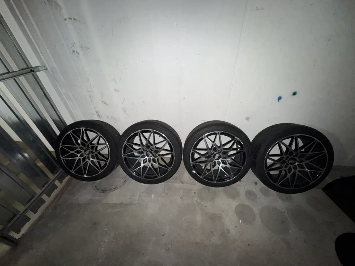 Linz Mam Roha MAM B2 18 Zoll Felgen und Hankook Sommerreifen, € 700,- (4030 Linz ...