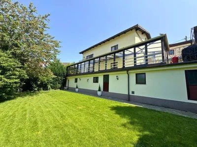8-Zimmer-Haus kaufen in Sankt Pölten Land – 380 m², € 860.000 – Bild 2 von 28