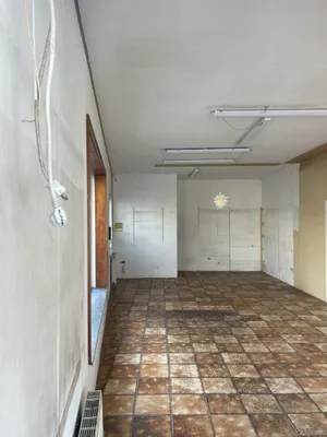 Gewerbeimmobilie mieten in Vöcklabruck – 35 m², € 700 – Bild 4 von 4
